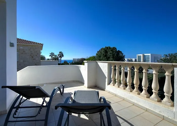 Villa Cap St George - Ihre Private Traumvilla Am Meer * Пейя